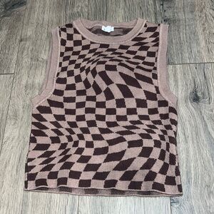 Trendy checkered tank